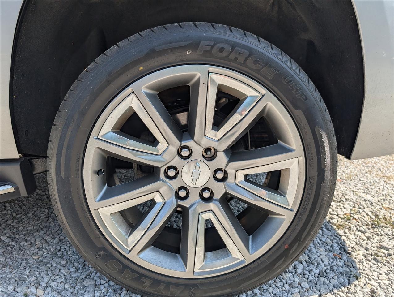 Chevrolet Tahoe 4WD 4dr Premier 2018