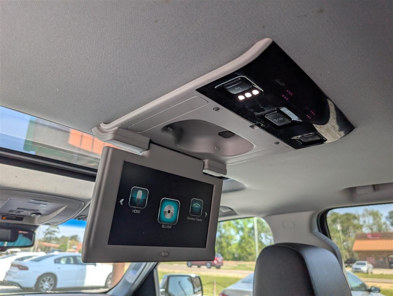 Chevrolet Tahoe 4WD 4dr Premier 2018
