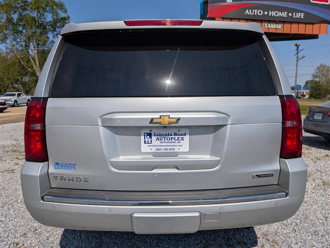 Chevrolet Tahoe 4WD 4dr Premier 2018