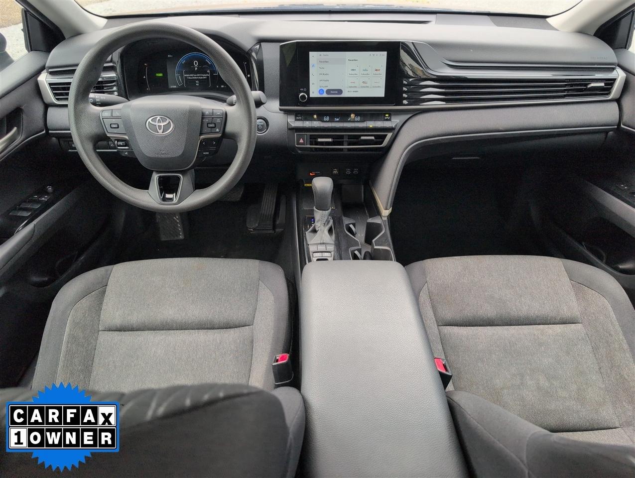 Toyota Camry XLE (Natl) 2025