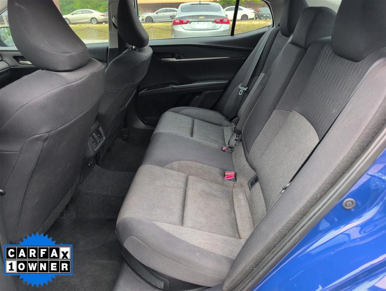 Toyota Camry XLE (Natl) 2025