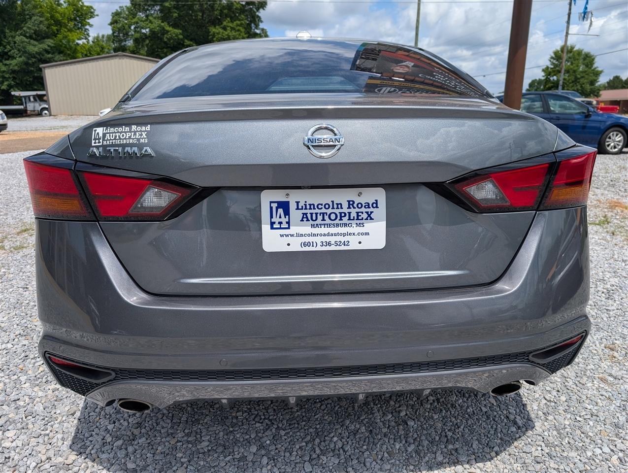 Nissan Altima 2.5 SR Sedan 2020