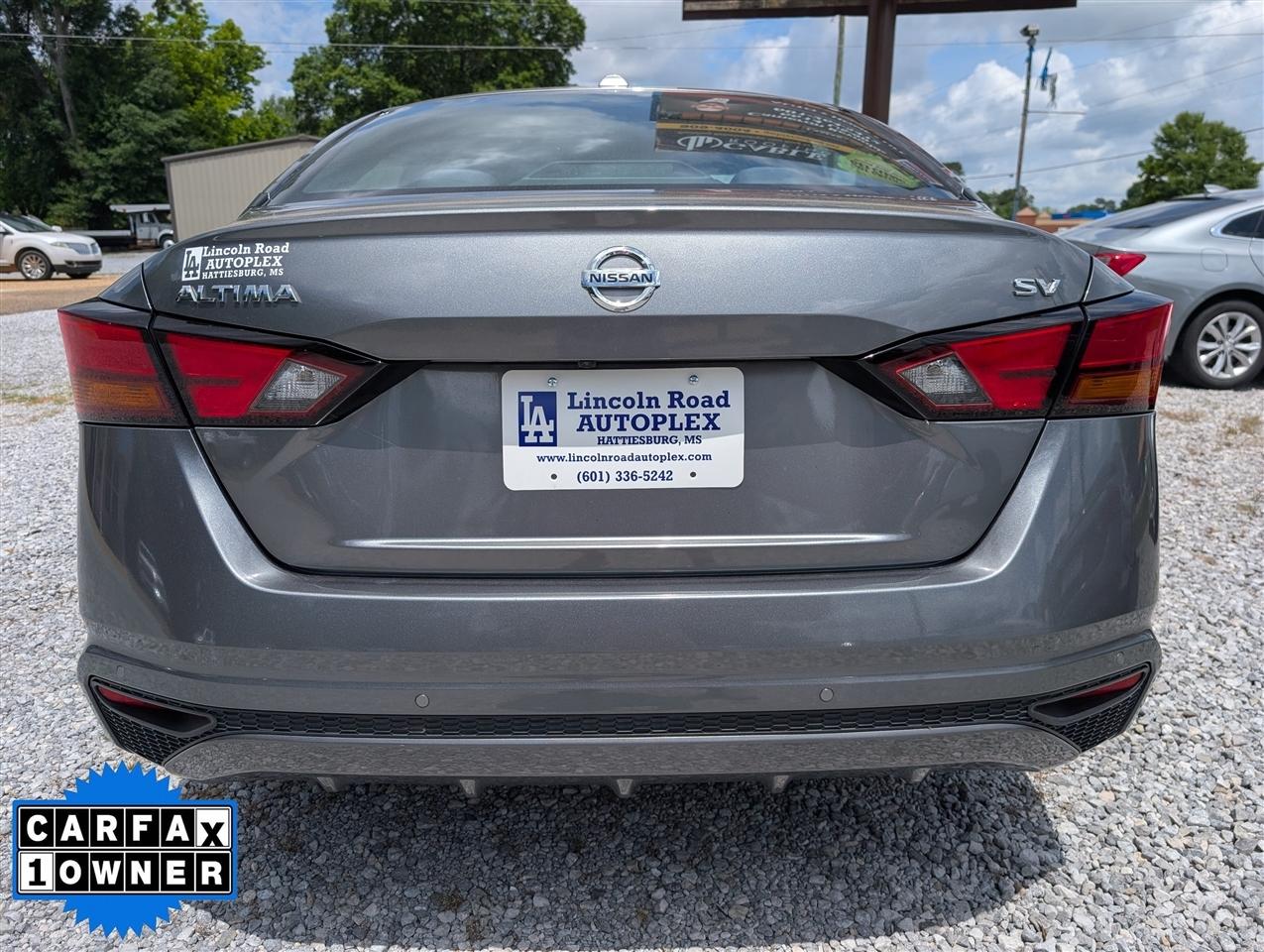 Nissan Altima 2.5 SV Sedan 2022
