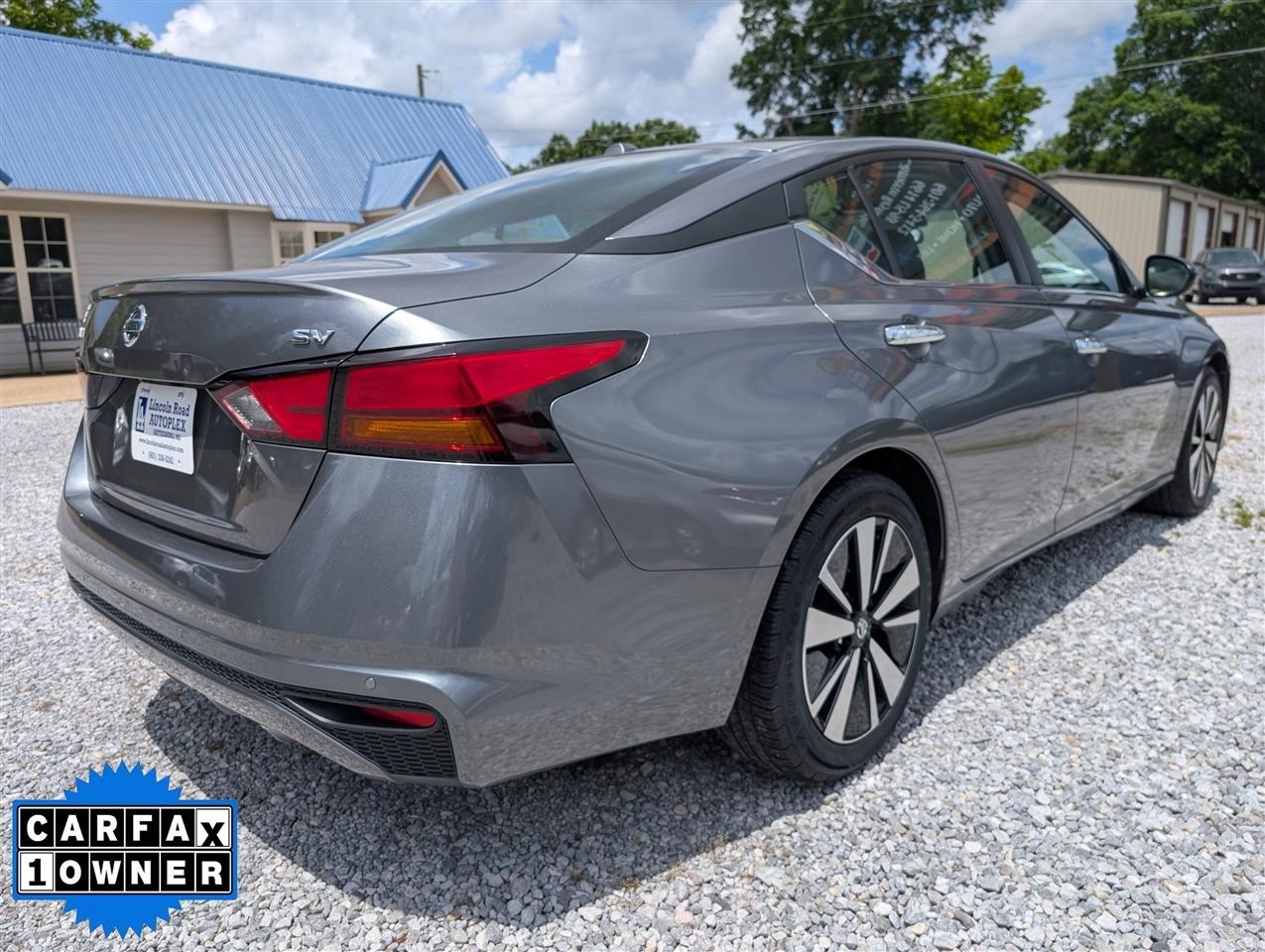 Nissan Altima 2.5 SV Sedan 2022