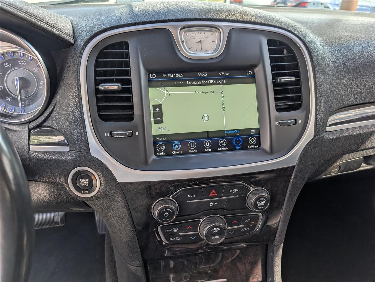 Chrysler 300 Limited RWD 2020