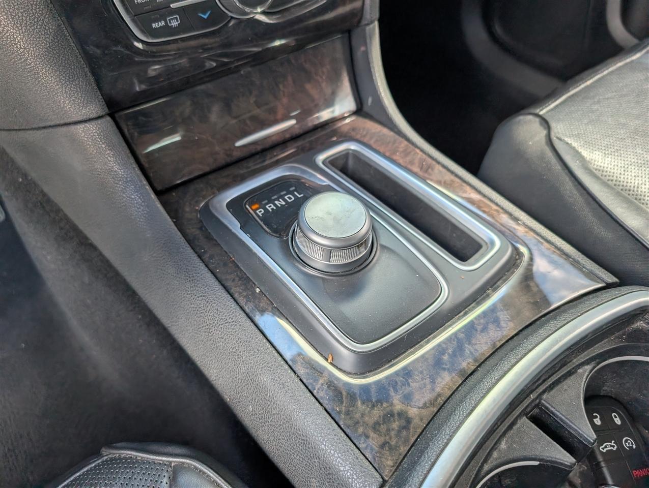 Chrysler 300 Limited RWD 2020