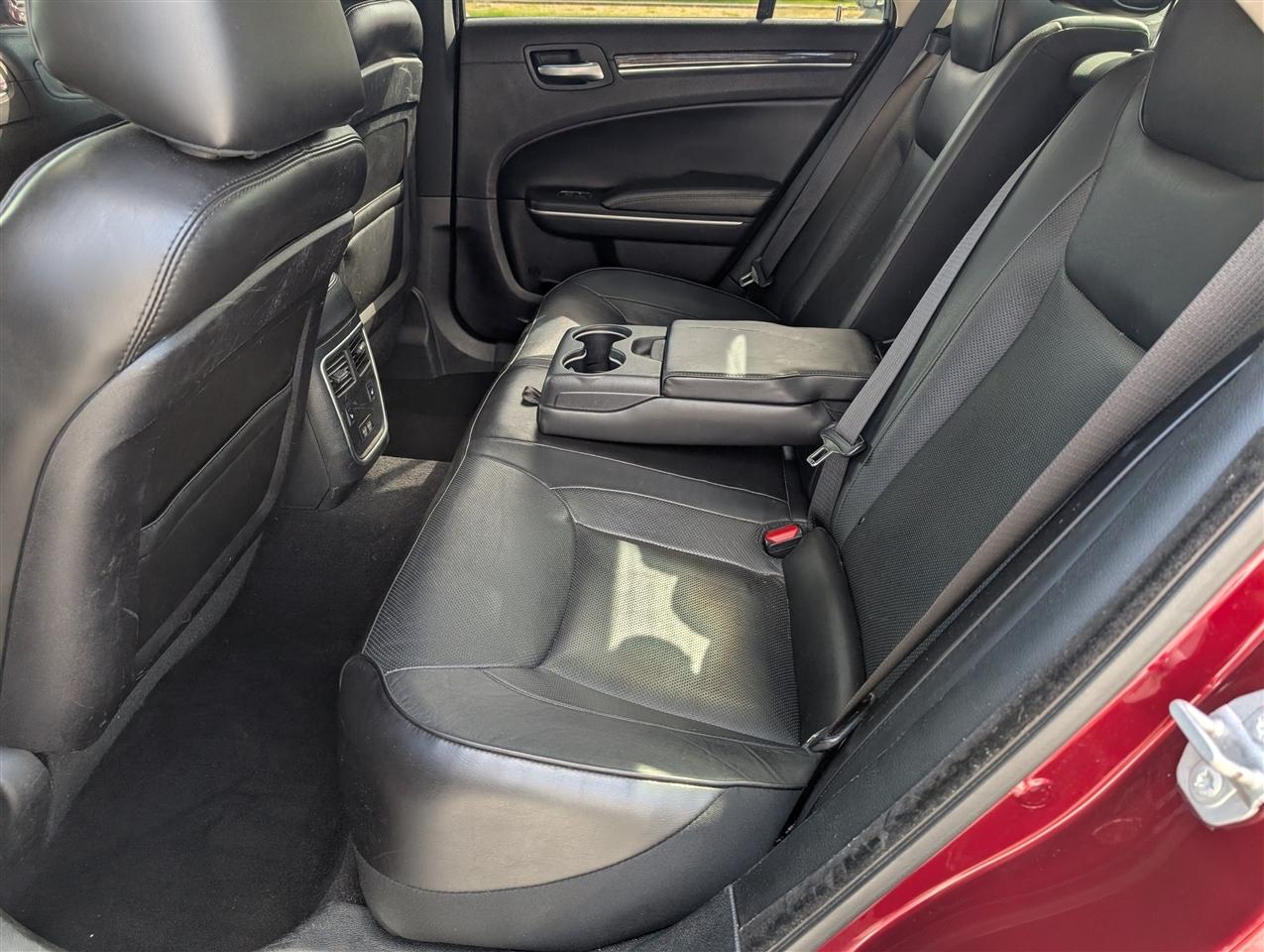 Chrysler 300 Limited RWD 2020