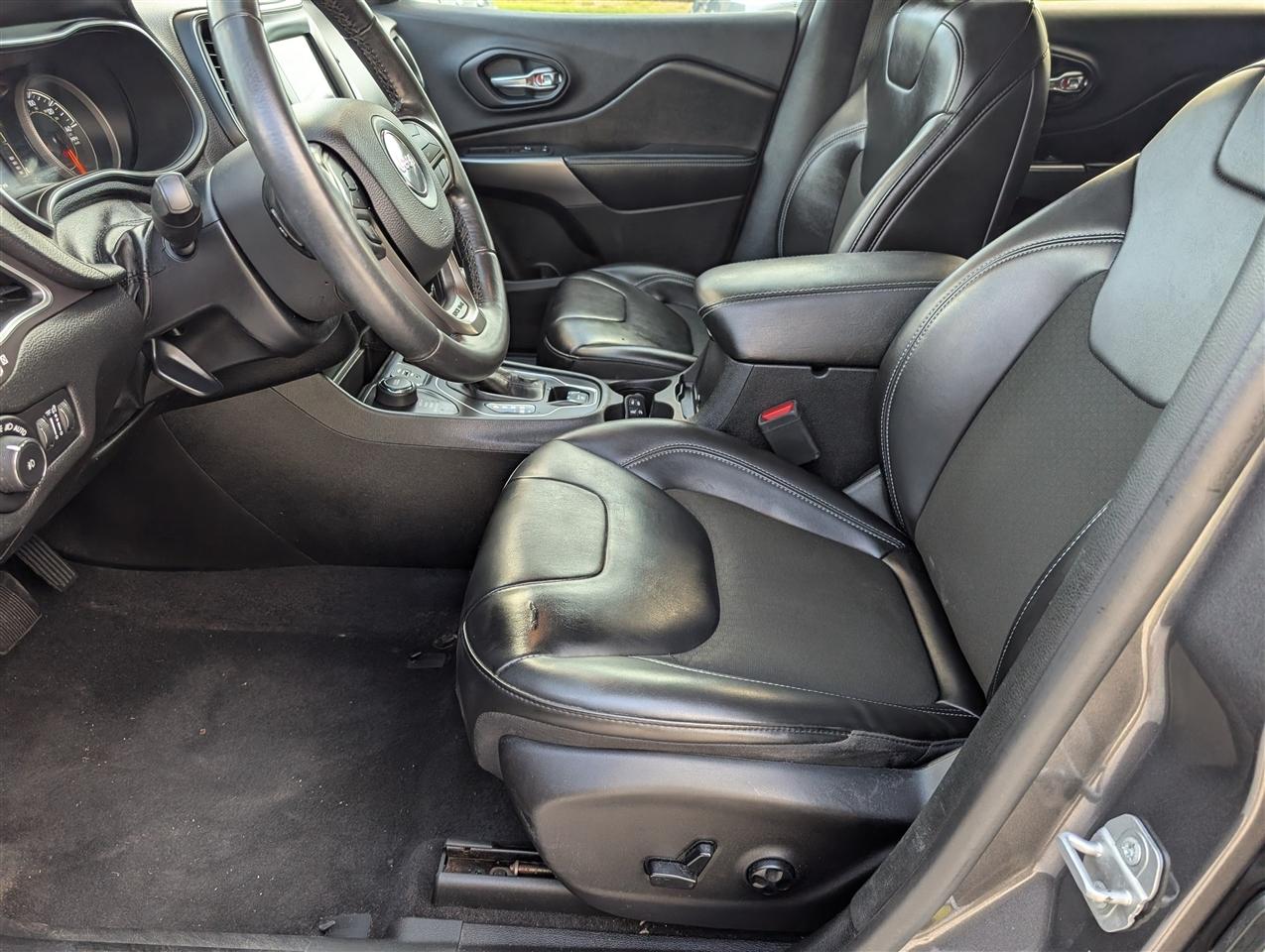 Jeep Cherokee Latitude Plus 4x4 2019