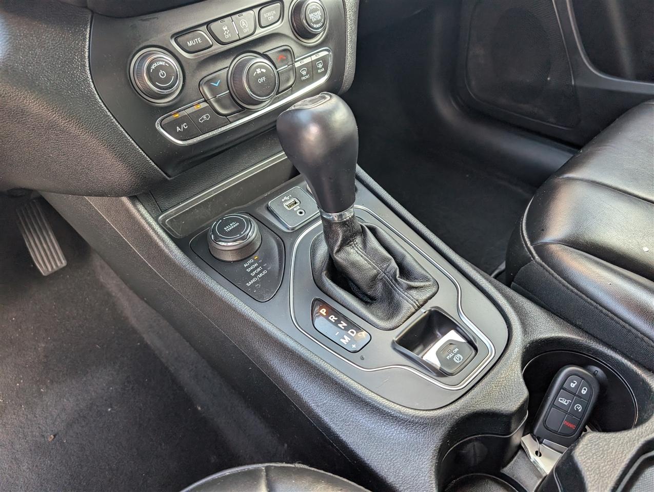 Jeep Cherokee Latitude Plus 4x4 2019