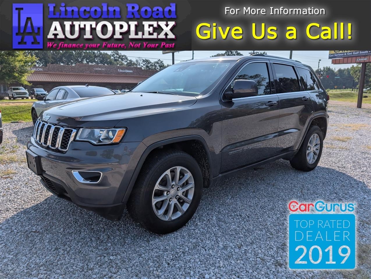 2021 Jeep Grand Cherokee Laredo X 4x4