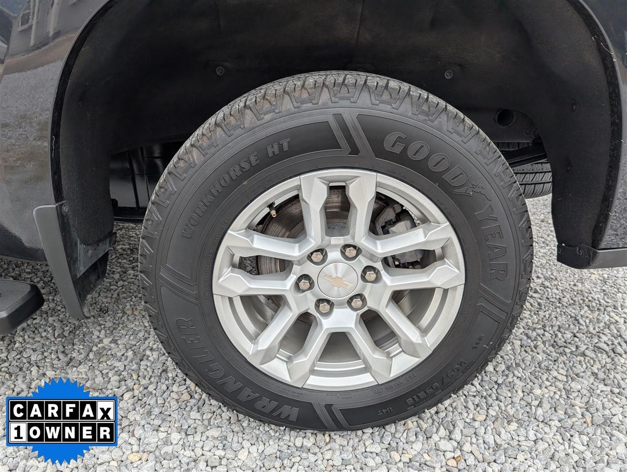 Chevrolet Silverado 1500 4WD Crew Cab 147" LT w/1LT 2023