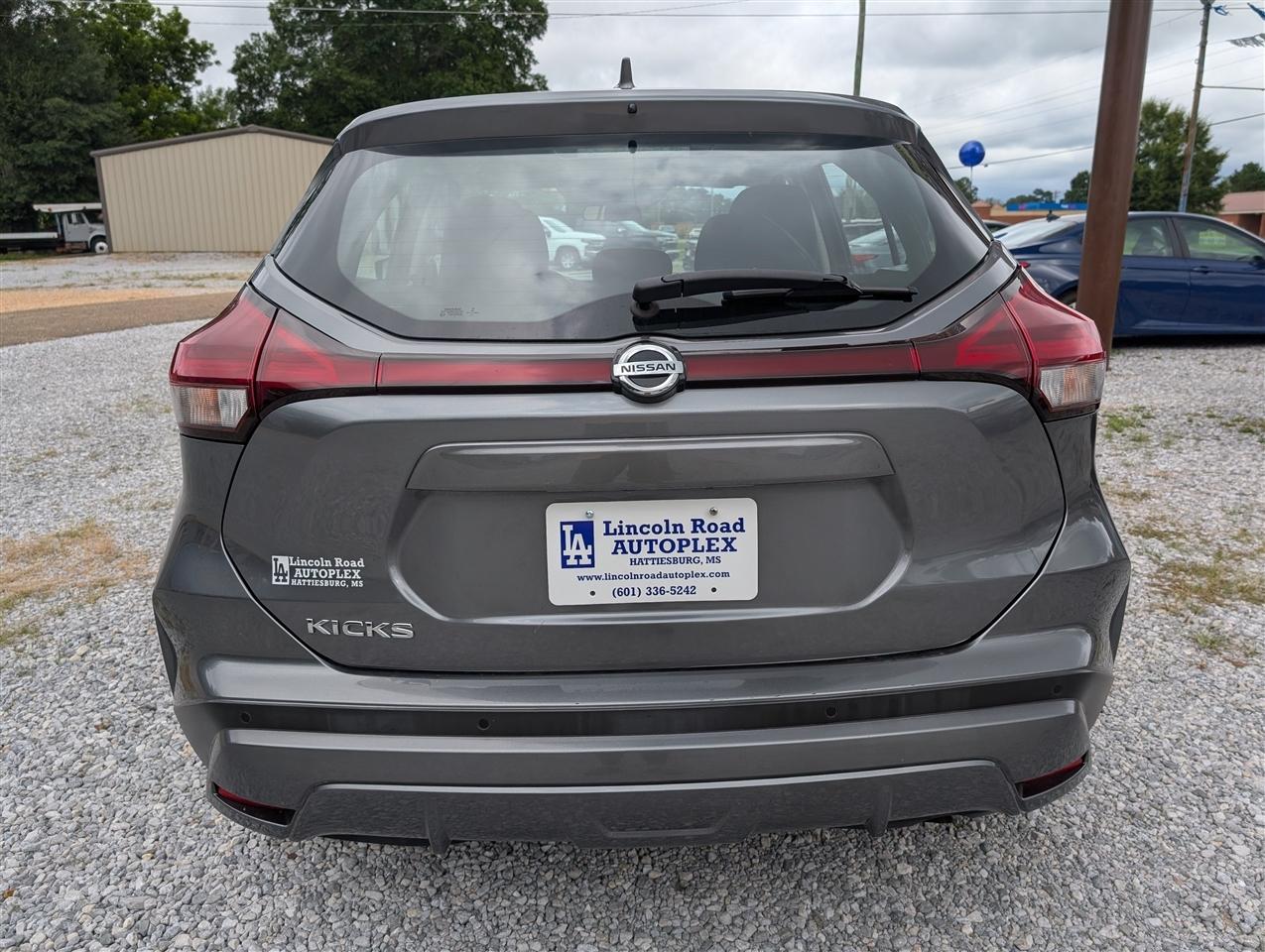 Nissan Kicks S FWD 2021
