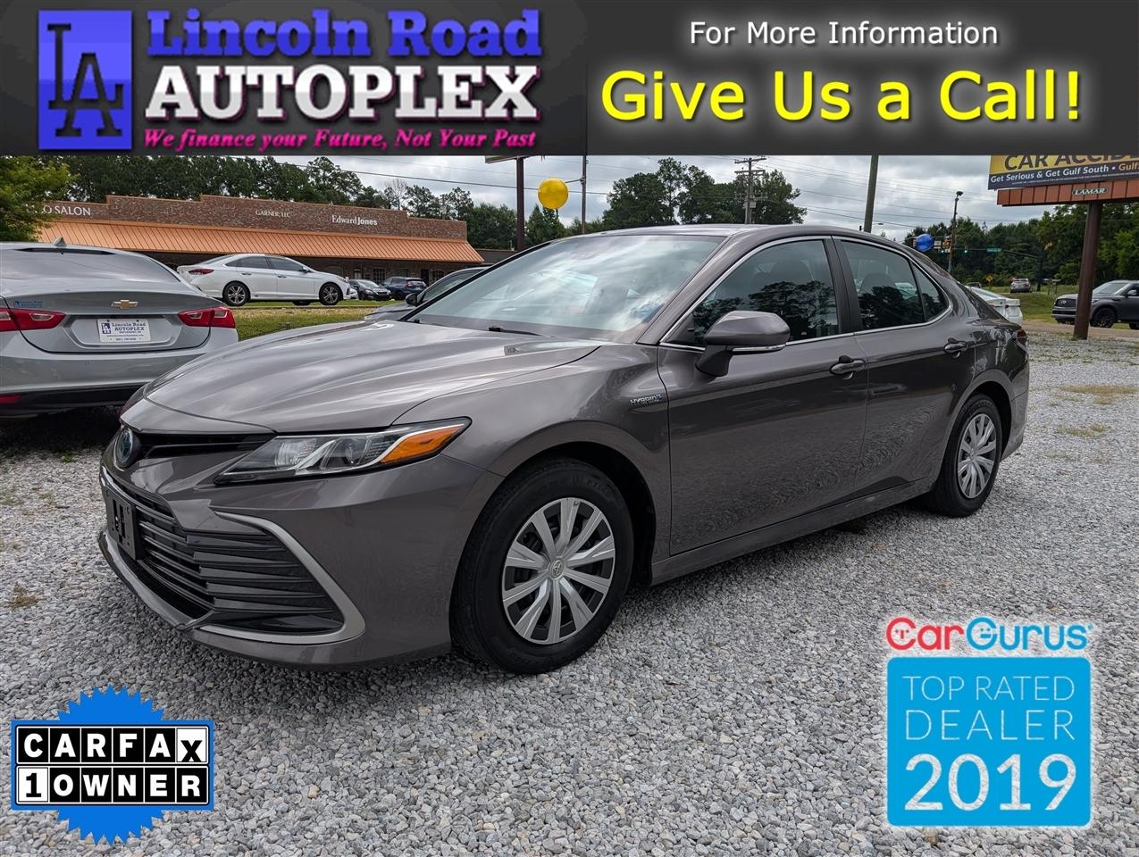 2021 Toyota Camry Hybrid LE CVT (Natl)