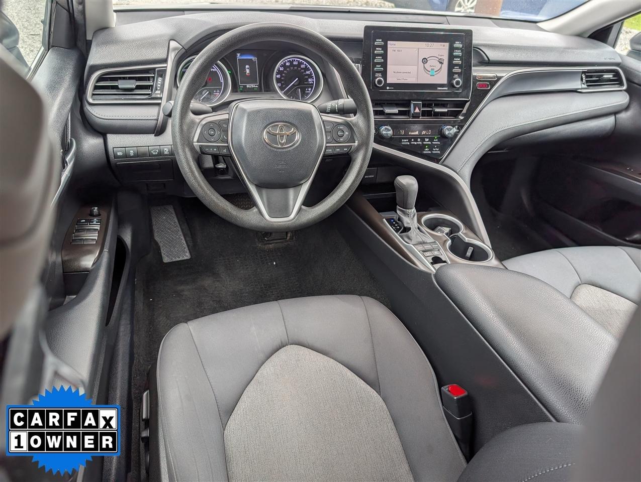 Toyota Camry Hybrid LE CVT (Natl) 2021