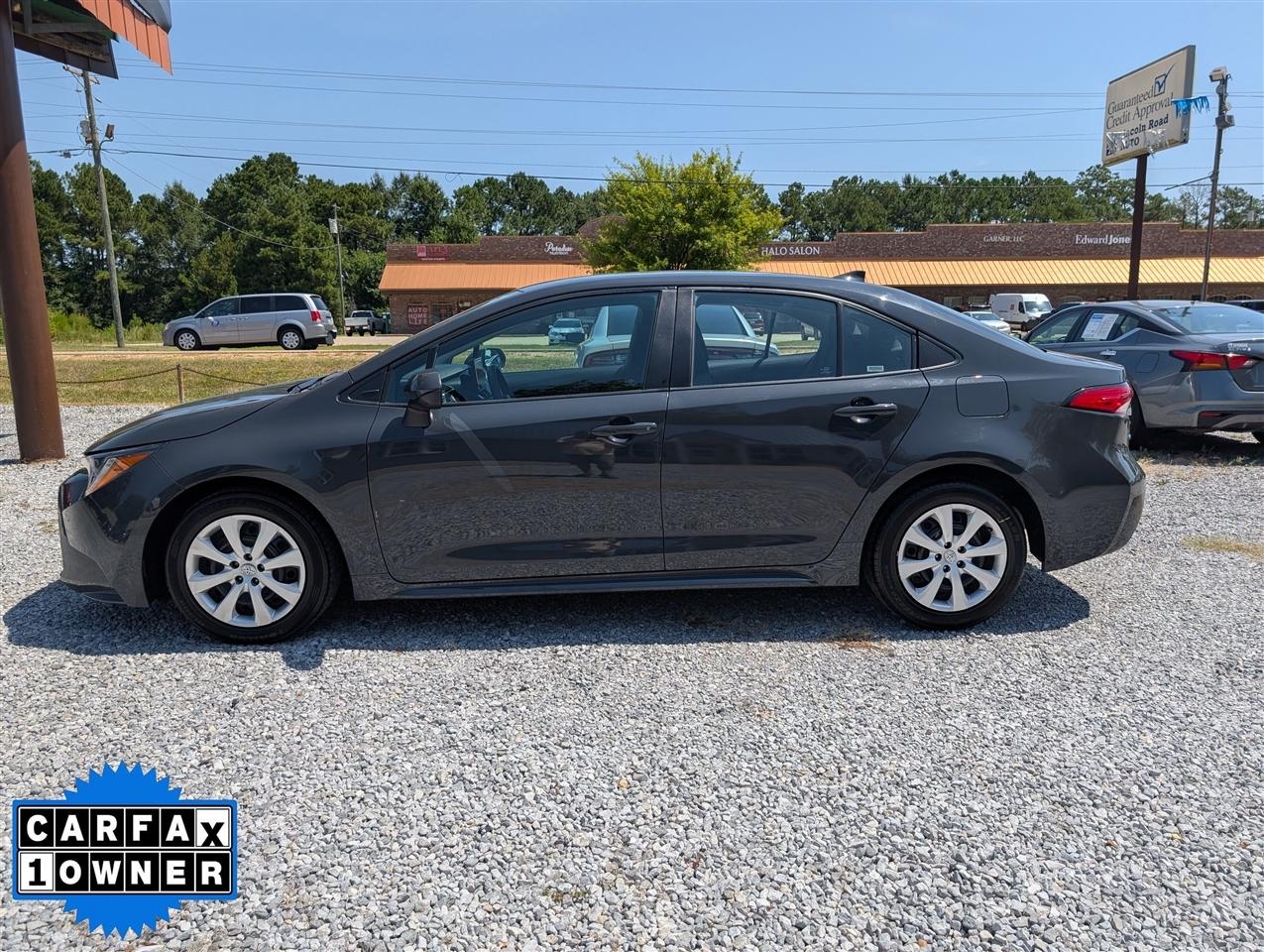 Toyota Corolla LE CVT (Natl) 2024