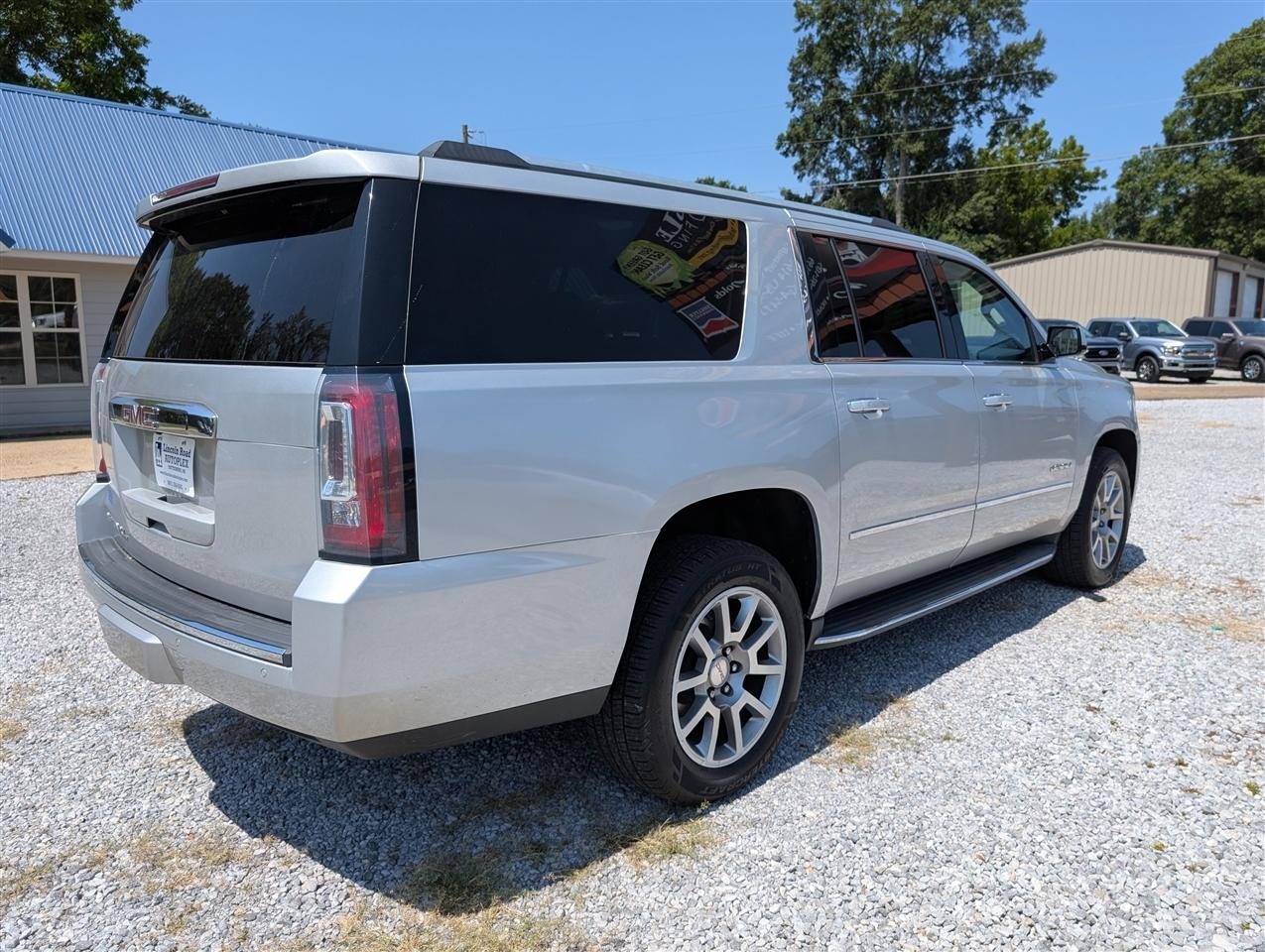 GMC Yukon XL 2WD 4dr Denali 2020