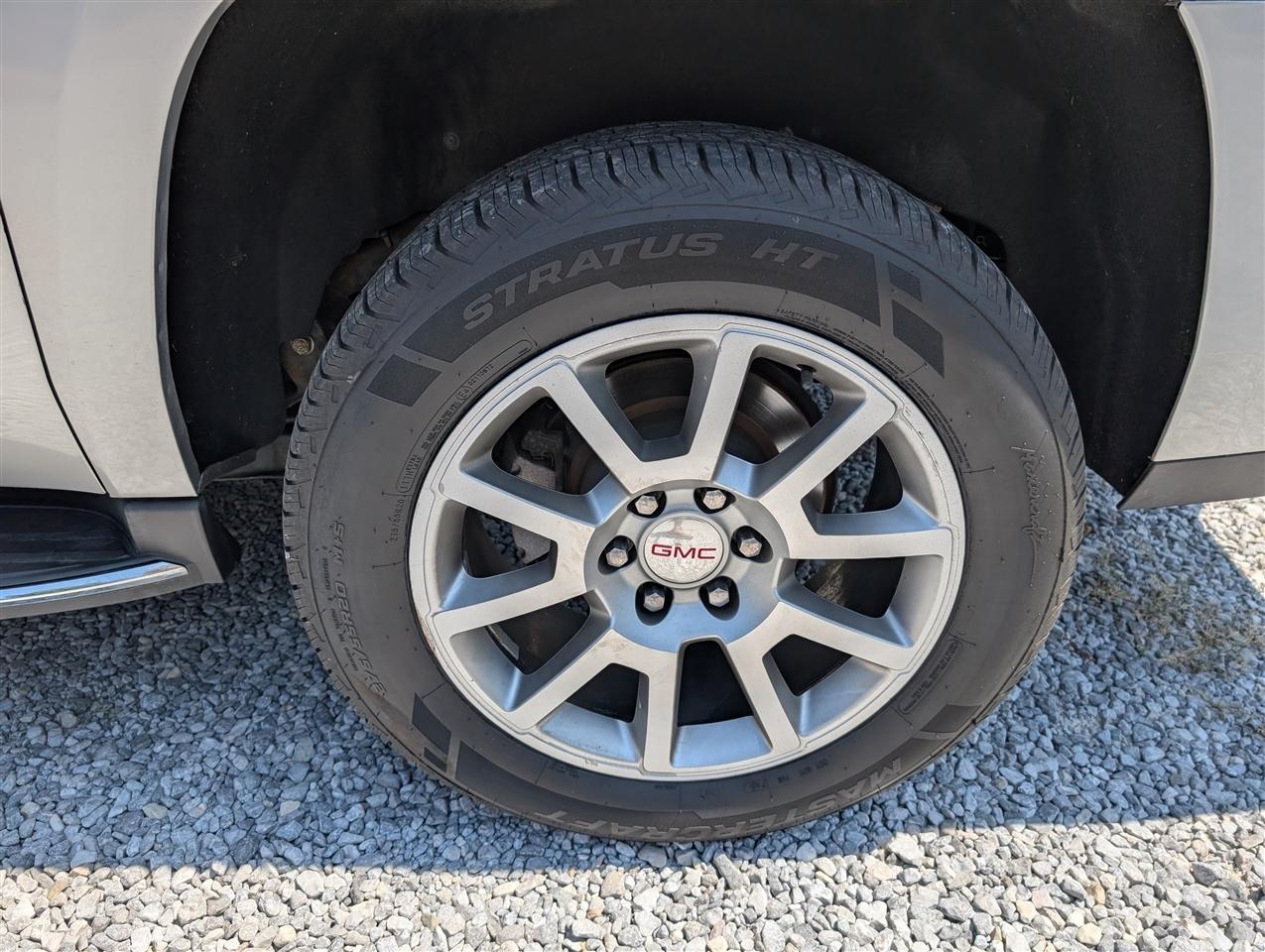GMC Yukon XL 2WD 4dr Denali 2020