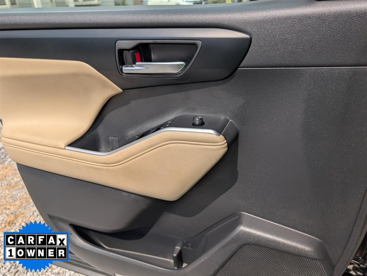 Toyota Highlander  2025