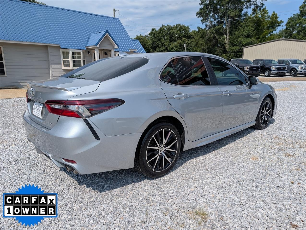 Toyota Camry  2022