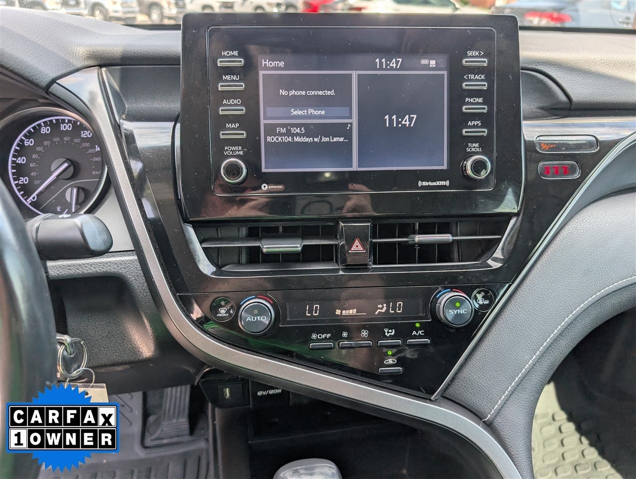 Toyota Camry  2022