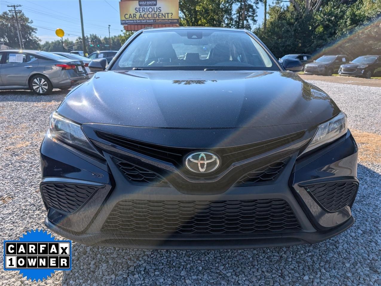 Toyota Camry  2021