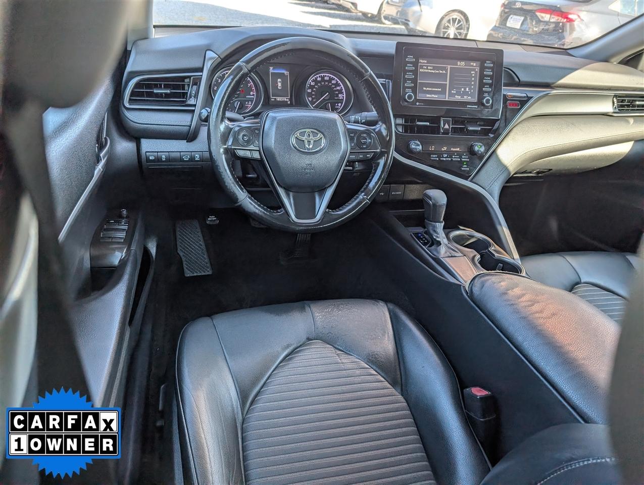 Toyota Camry  2021
