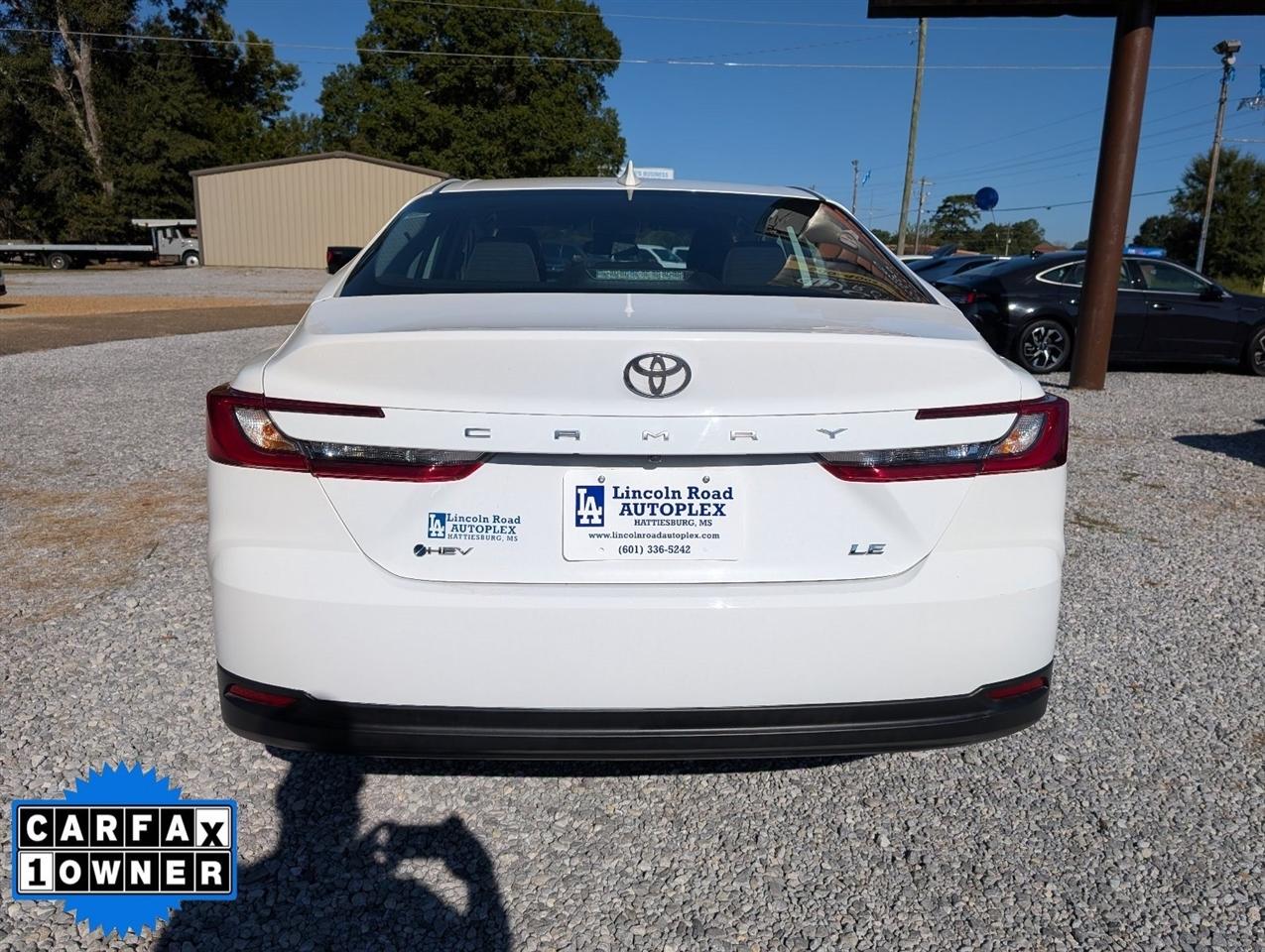 Toyota Camry  2025
