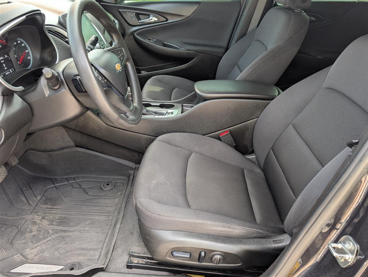 Chevrolet Malibu  2023