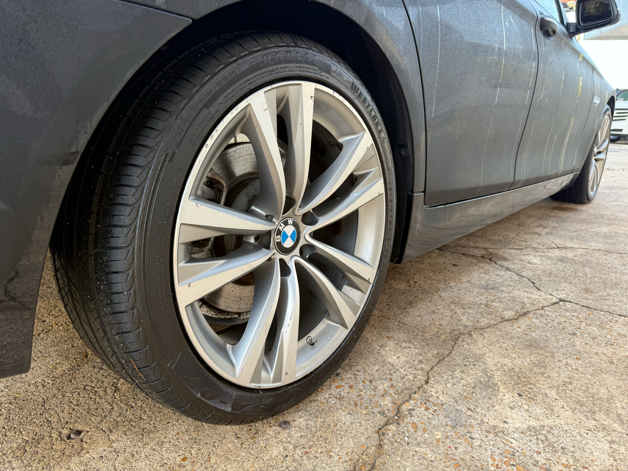 BMW 5-Series 528i 2016