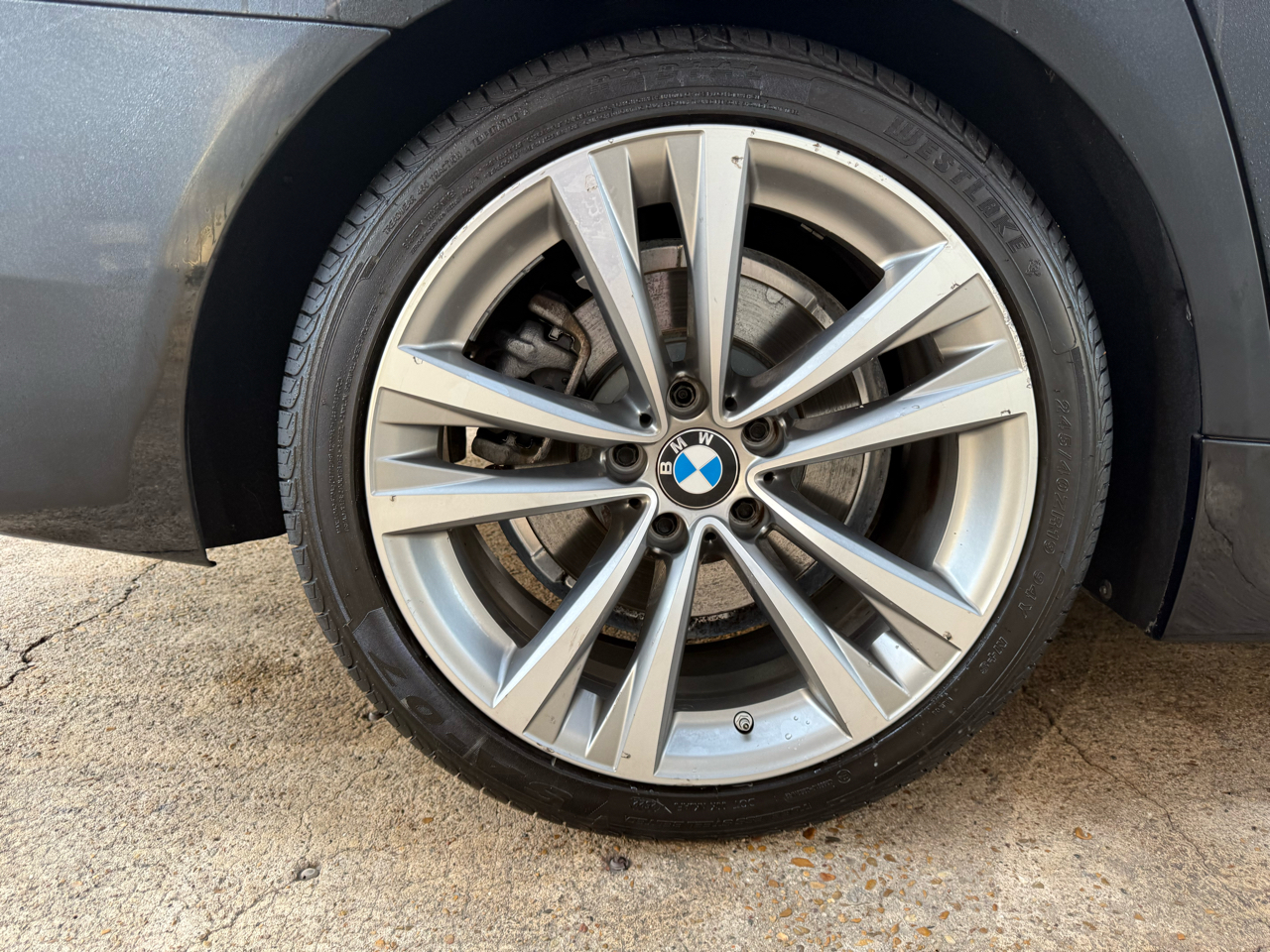BMW 5-Series 528i 2016