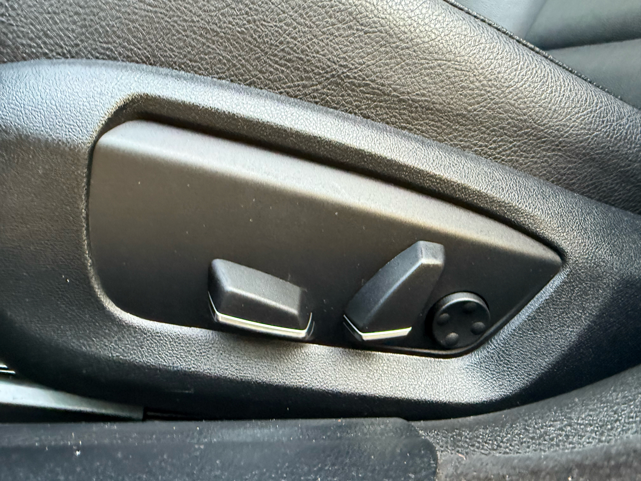 BMW 5-Series 528i 2016