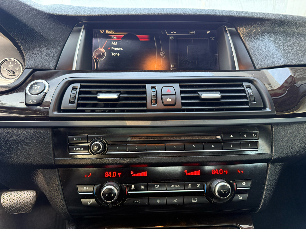 BMW 5-Series 528i 2016