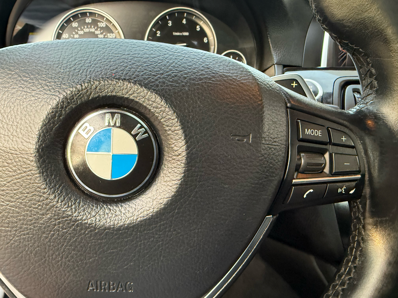 BMW 5-Series 528i 2016