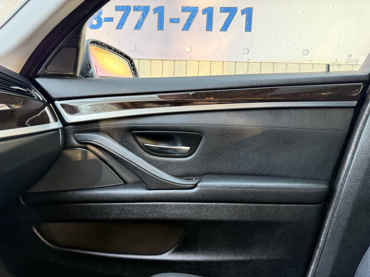 BMW 5-Series 528i 2016