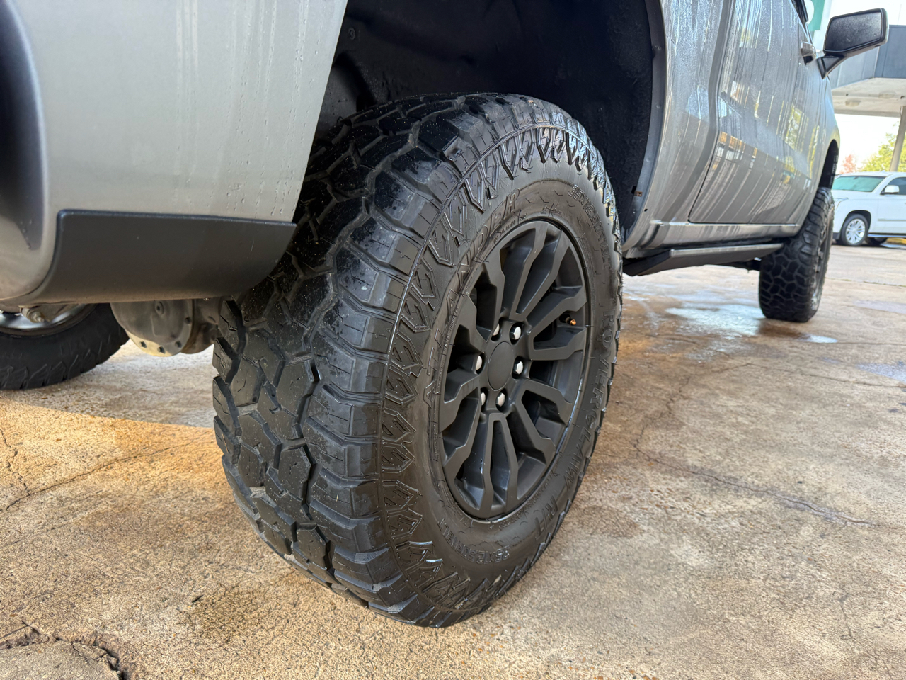 Chevrolet Silverado 1500 LT Crew Cab 4WD 2021