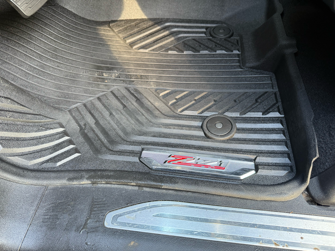 Chevrolet Silverado 1500 LT Crew Cab 4WD 2021