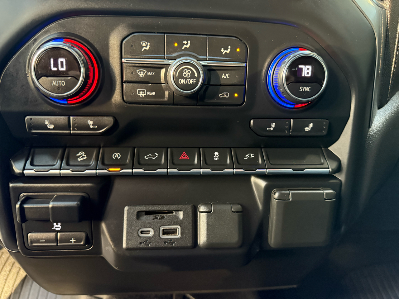 Chevrolet Silverado 1500 LT Crew Cab 4WD 2021