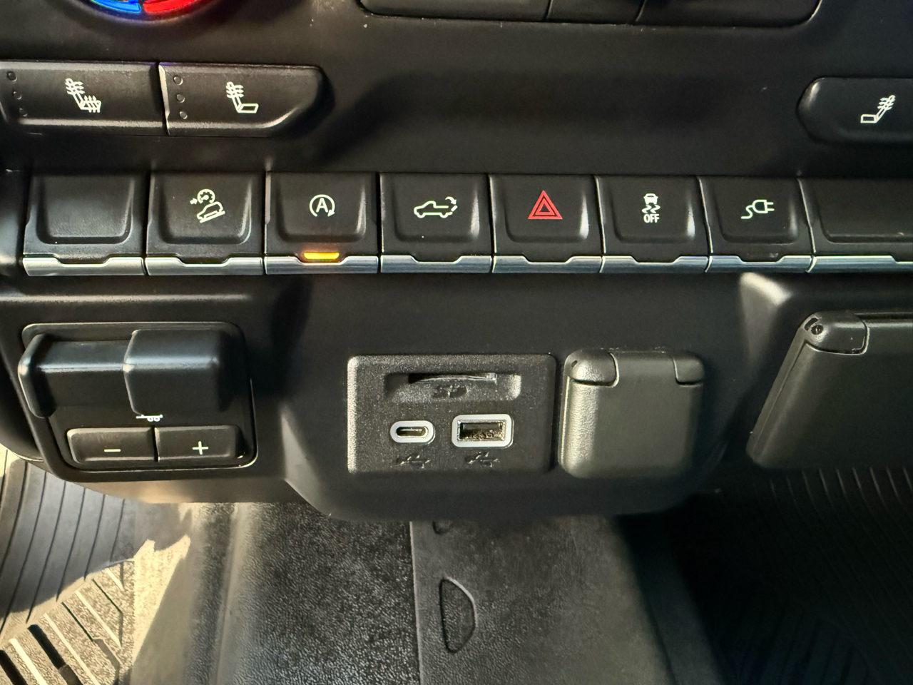 Chevrolet Silverado 1500 LT Crew Cab 4WD 2021