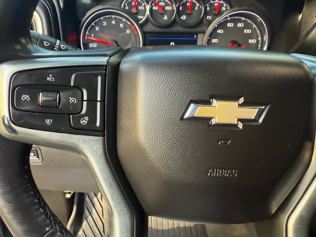 Chevrolet Silverado 1500 LT Crew Cab 4WD 2021