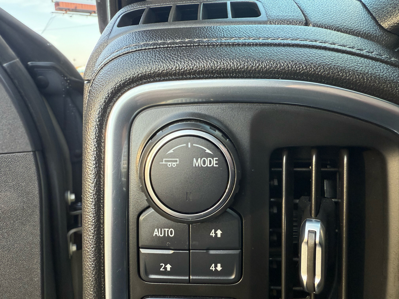 Chevrolet Silverado 1500 LT Crew Cab 4WD 2021