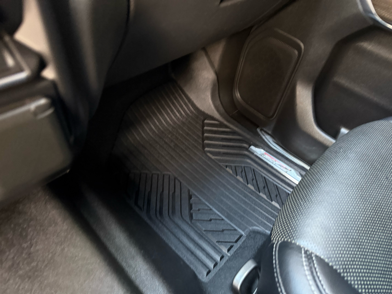 Chevrolet Silverado 1500 LT Crew Cab 4WD 2021