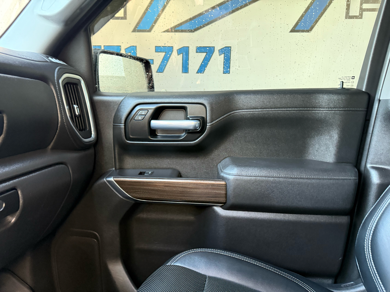 Chevrolet Silverado 1500 LT Crew Cab 4WD 2021