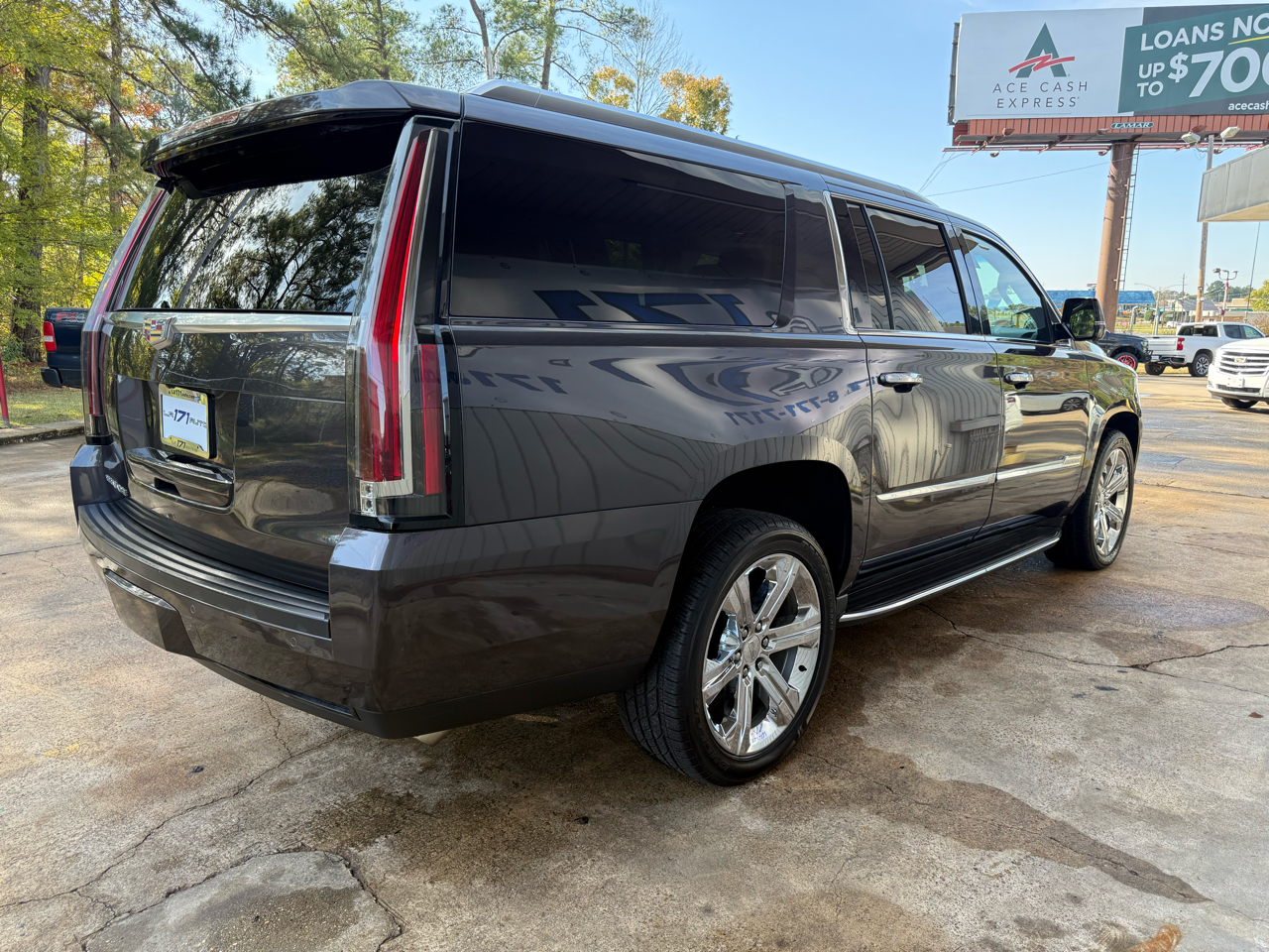 Cadillac Escalade ESV Luxury 4WD 2016