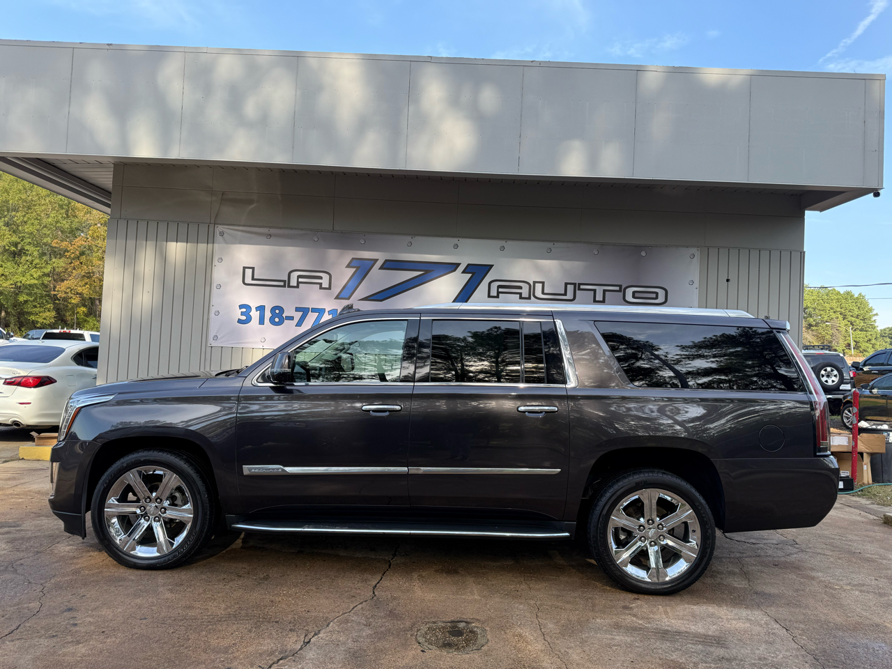 Cadillac Escalade ESV Luxury 4WD 2016