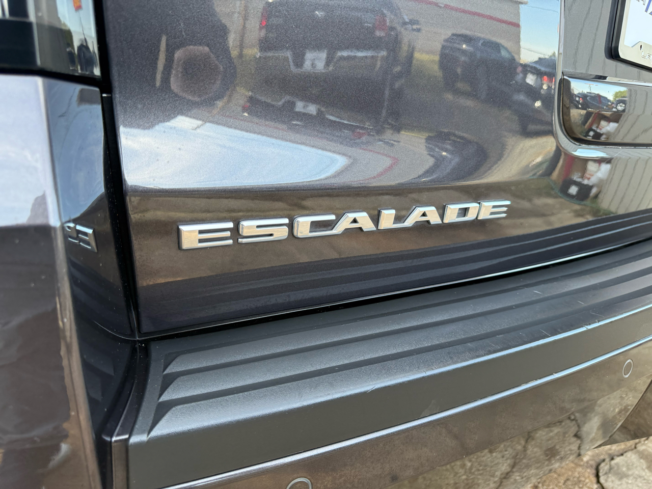 Cadillac Escalade ESV Luxury 4WD 2016