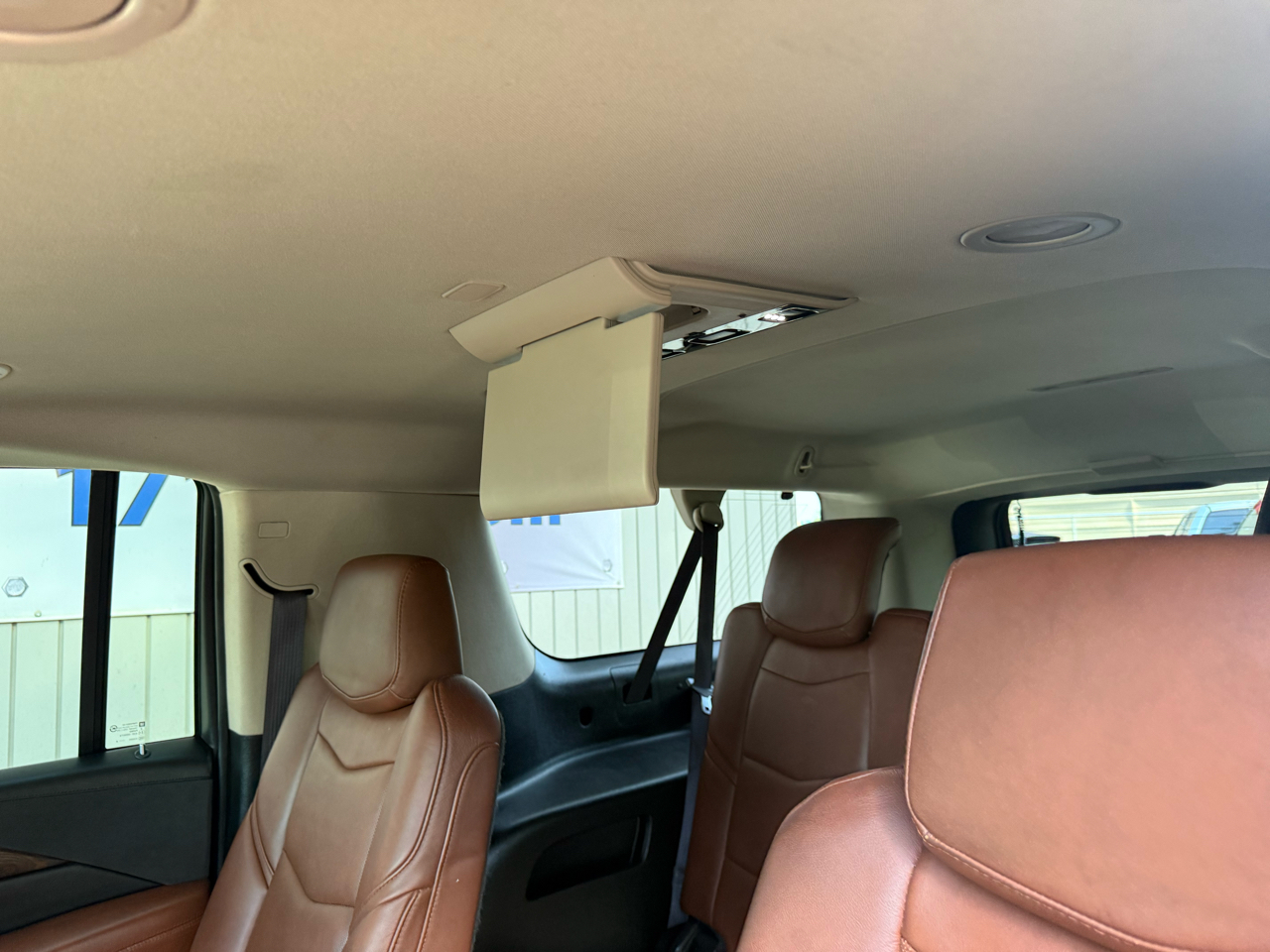 Cadillac Escalade ESV Luxury 4WD 2016