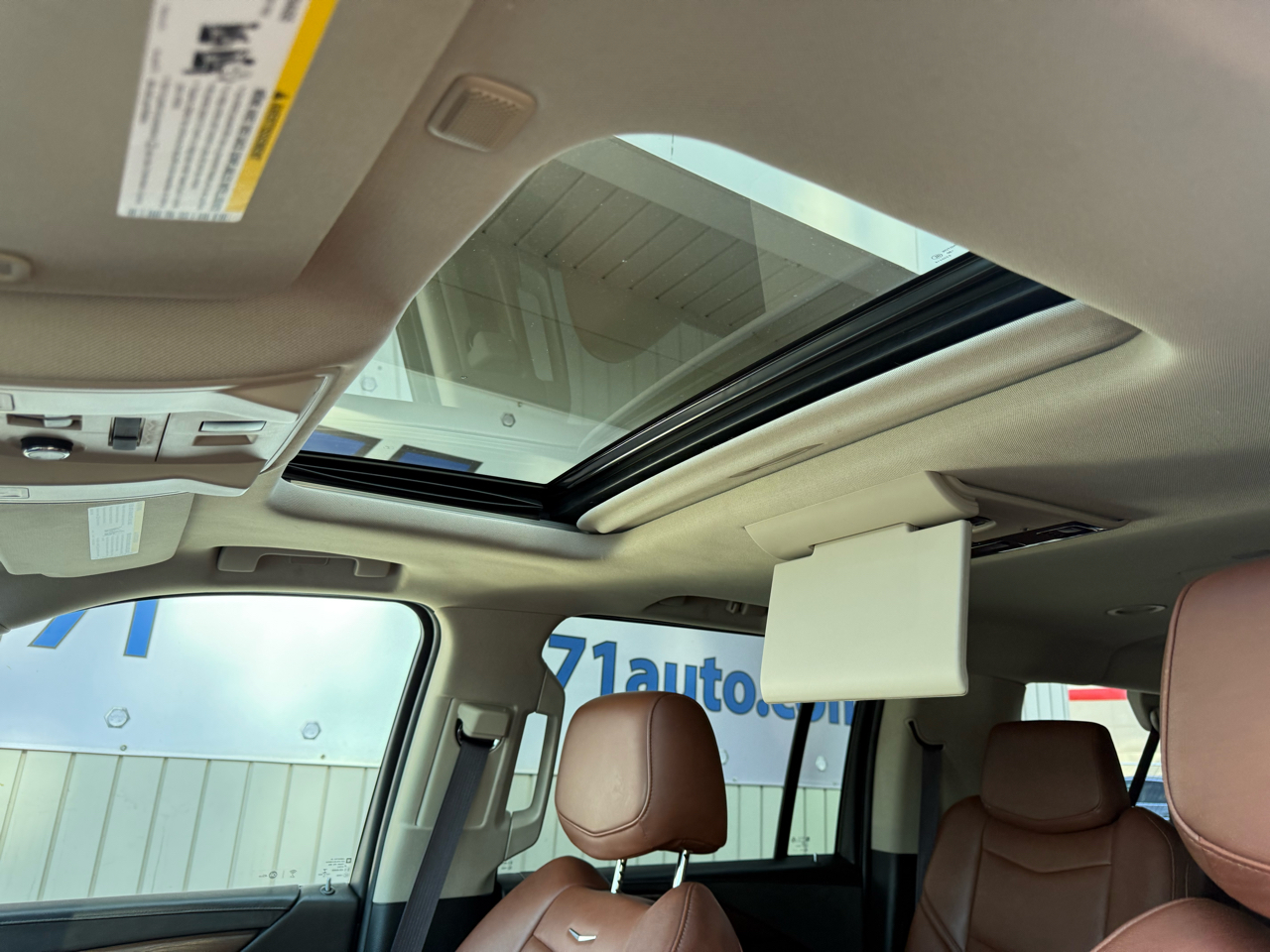 Cadillac Escalade ESV Luxury 4WD 2016