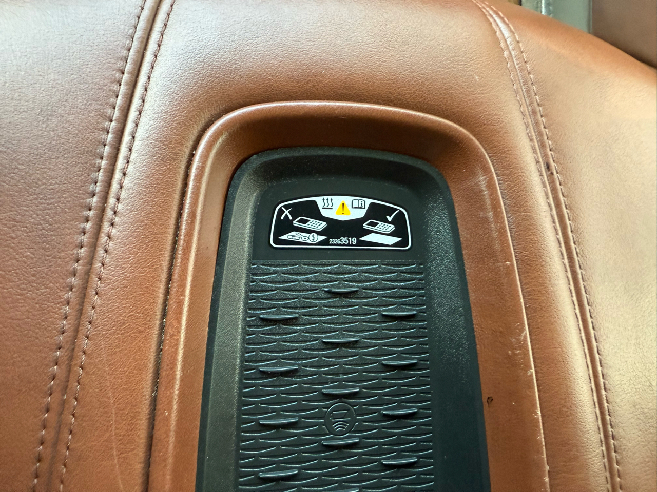 Cadillac Escalade ESV Luxury 4WD 2016