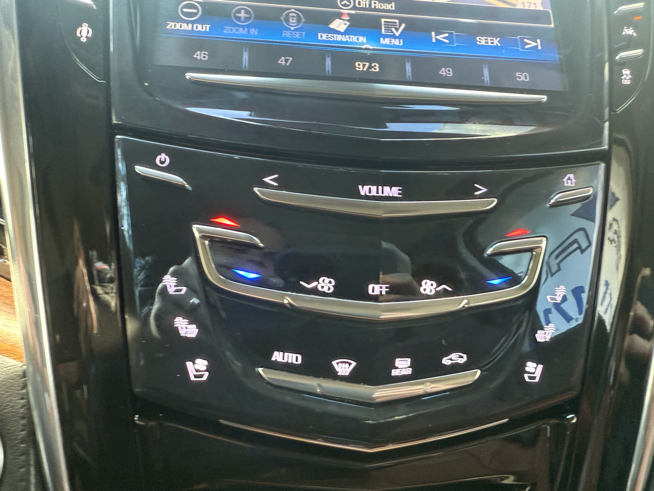 Cadillac Escalade ESV Luxury 4WD 2016