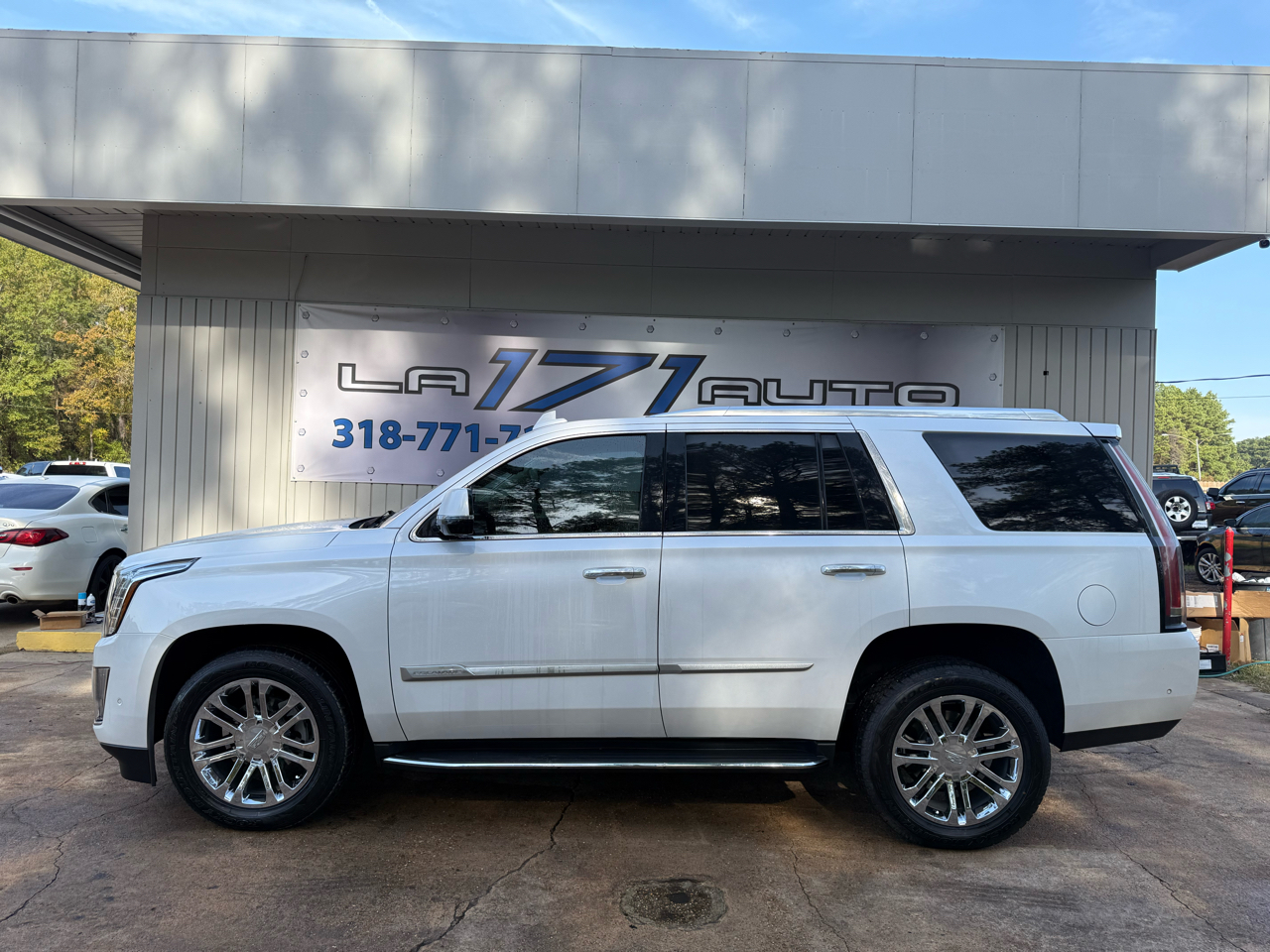 Cadillac Escalade Standard 2WD 2018